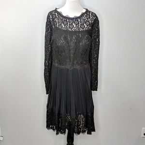 Light in the Box lace accordion pleated dress NWT